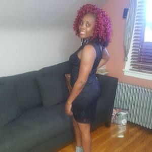 Meet your Posher, Elecia